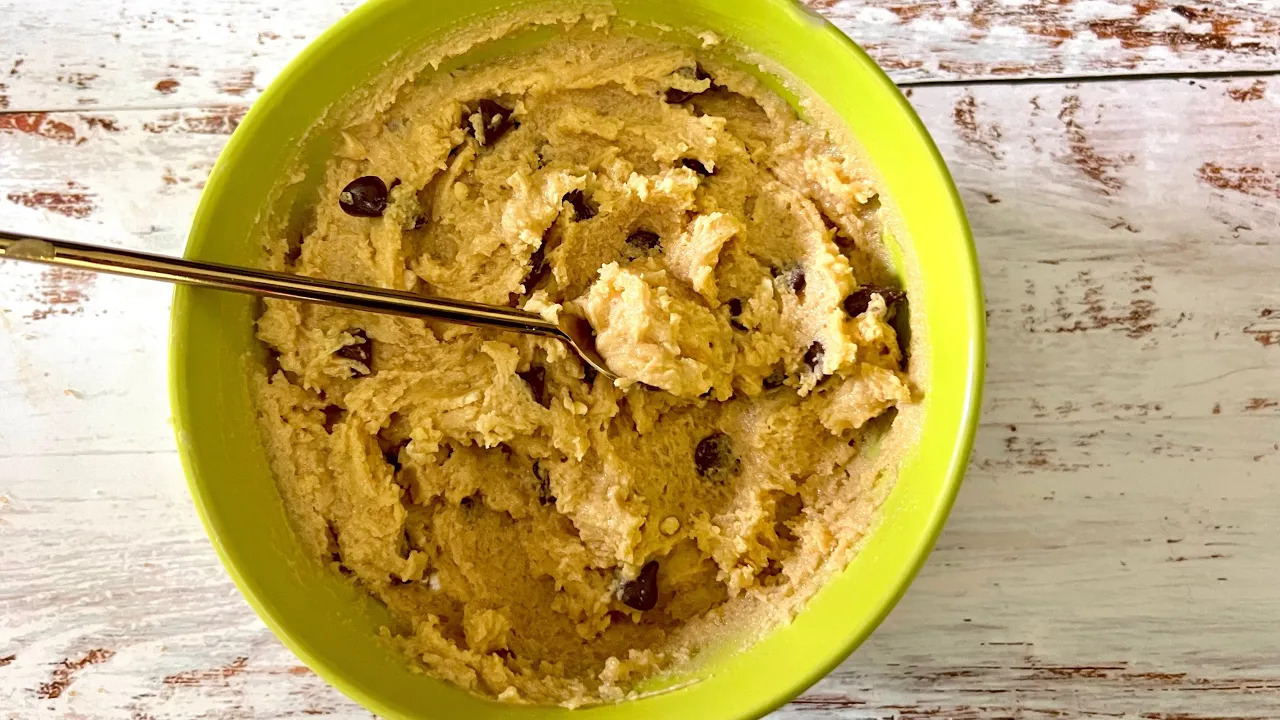 5 Ingredient Edible Cookie Dough Recipe Simple edible cookie dough recipe Yummy Treats